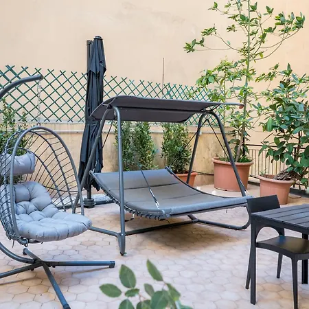 Salvator Rosa - Di Fronte Metro, Terrazza & Self Check In 4*