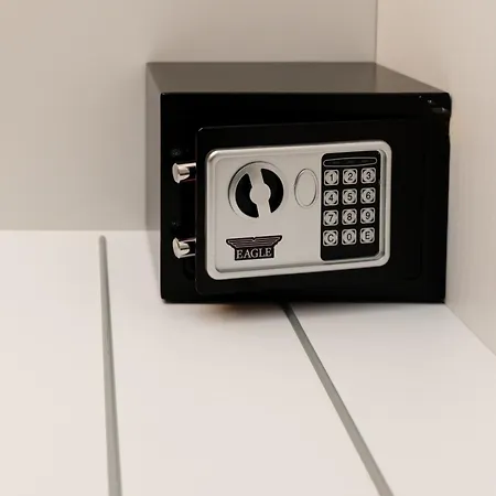 Πανσιόν Salvator Rosa - Di Fronte Metro, Terrazza & Self Check In